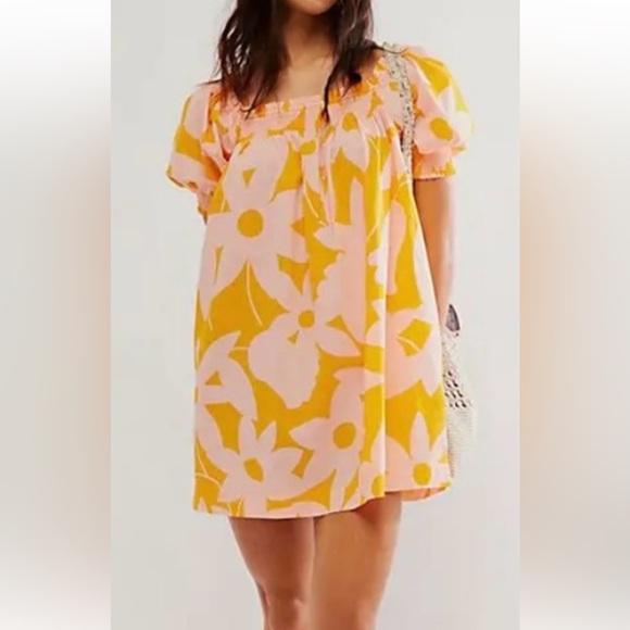 Free People Dresses & Skirts - Free People Mila Printed Tangerine Combo Off Shoulder Smocked Mini Dress size M